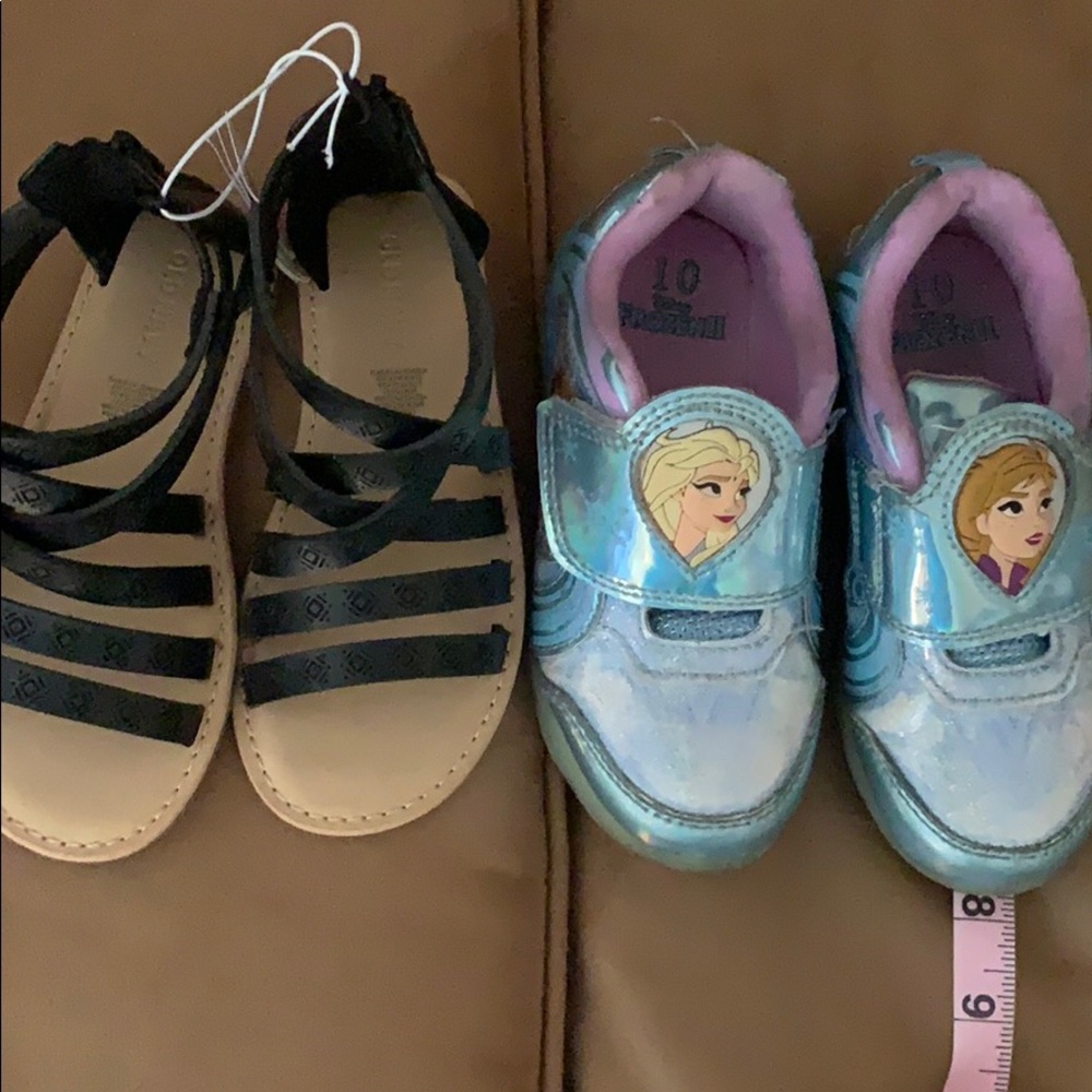 3 Pairs I’d Little Girls Shoes
